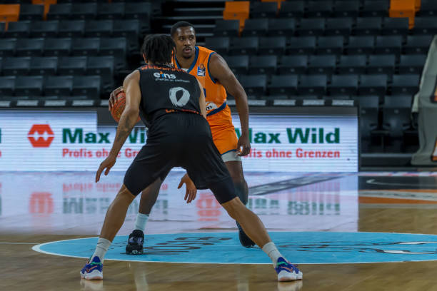 年龄击败著 年龄击败著